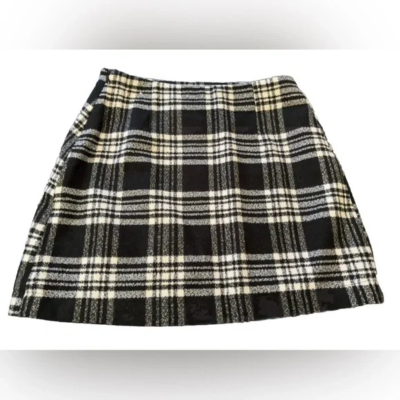 Y2K Abercrombie & Fitch Black Plaid Wool Blend Faux Wrap Mini Skirt Size 4 - Picture 3 of 10